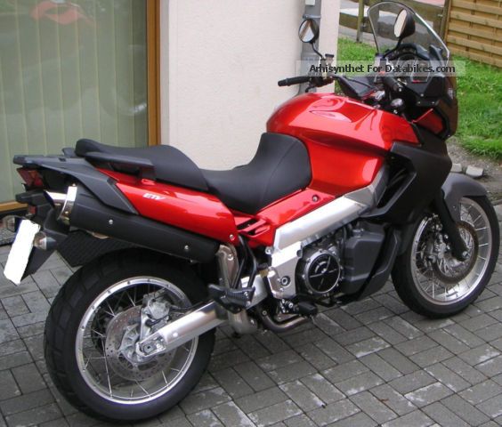 2001 Aprilia ETV 1000 Caponord #7