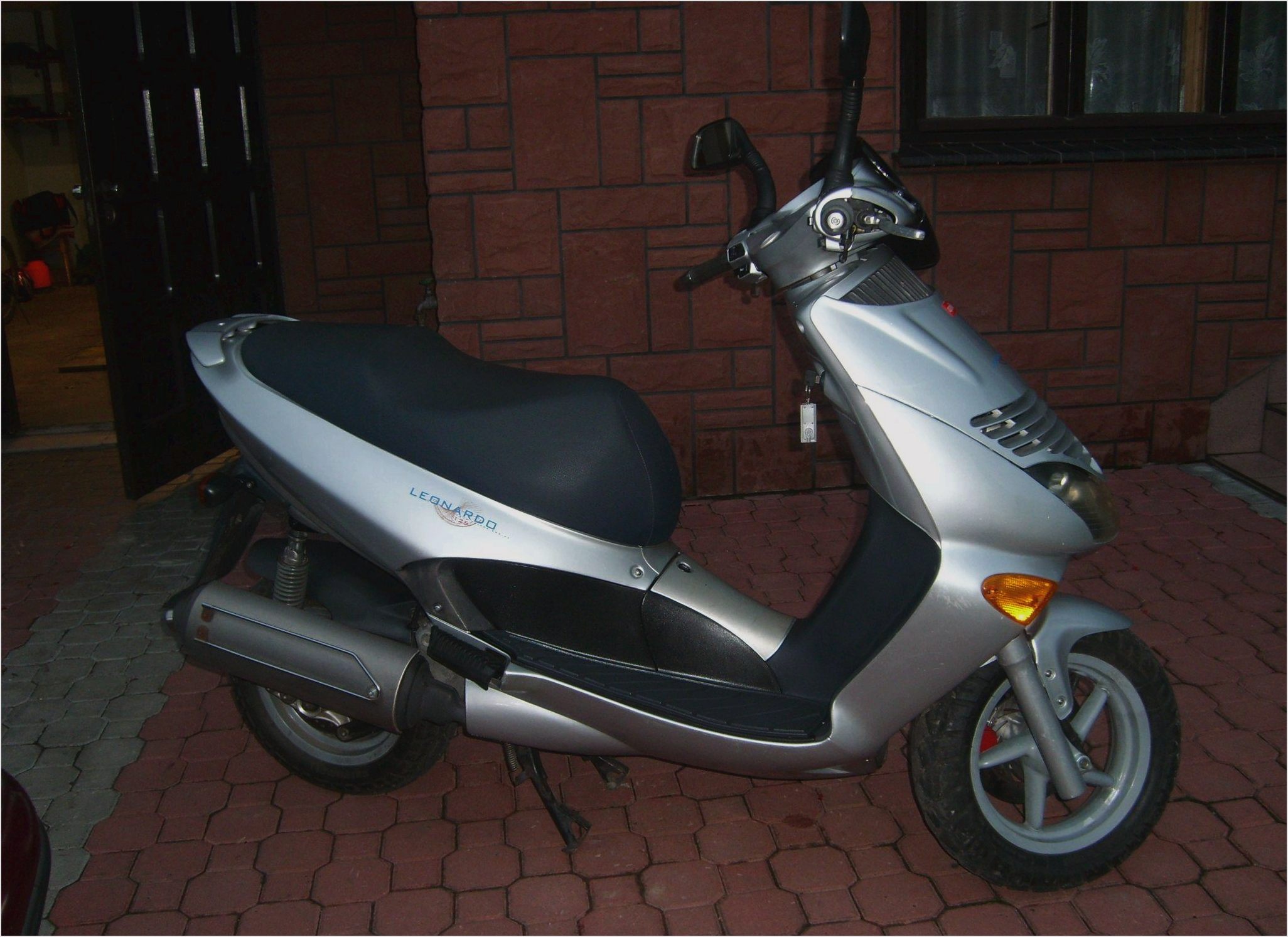 2006 Aprilia Leonardo 125 #10