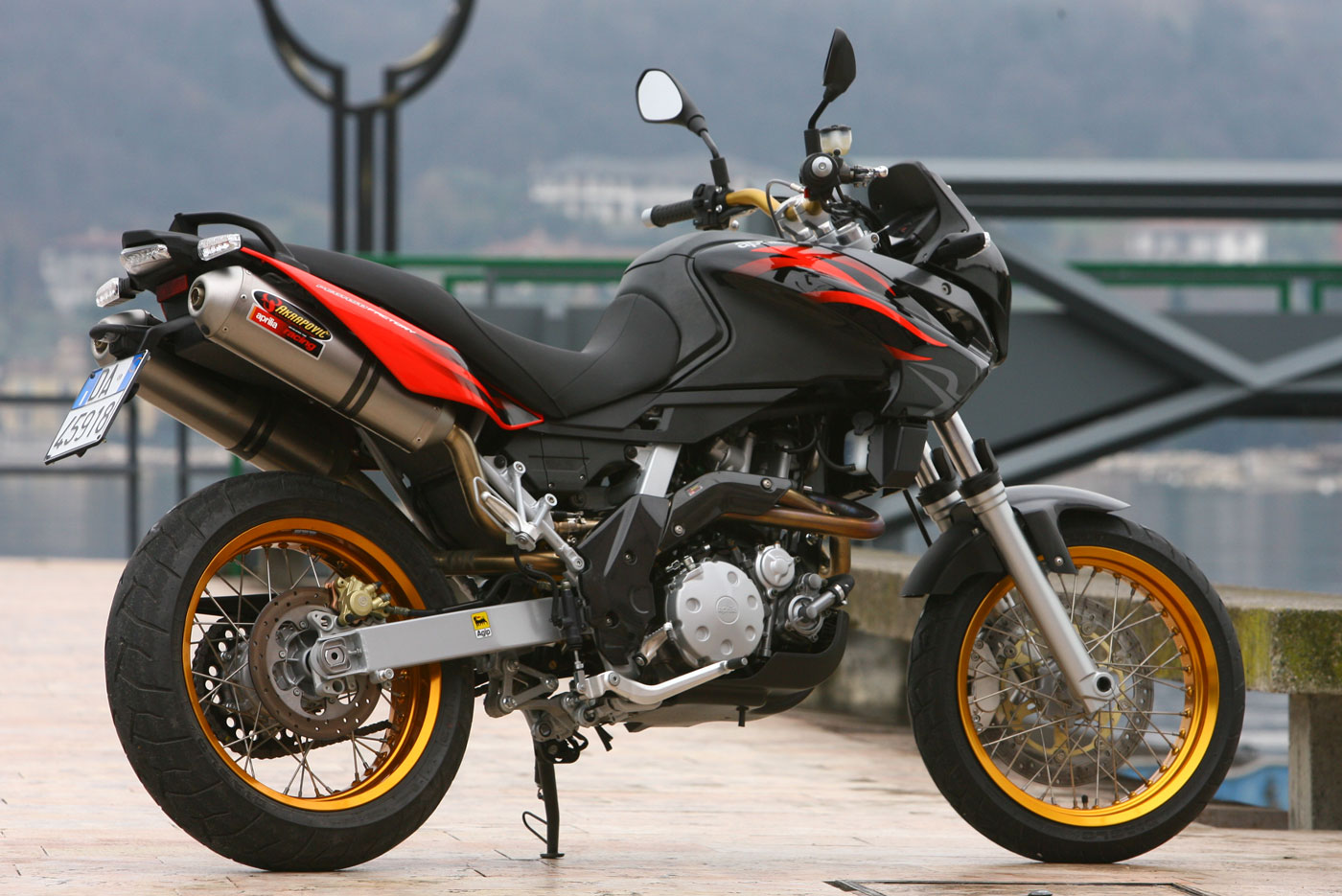 2010 Aprilia Pegaso 650 Factory #9