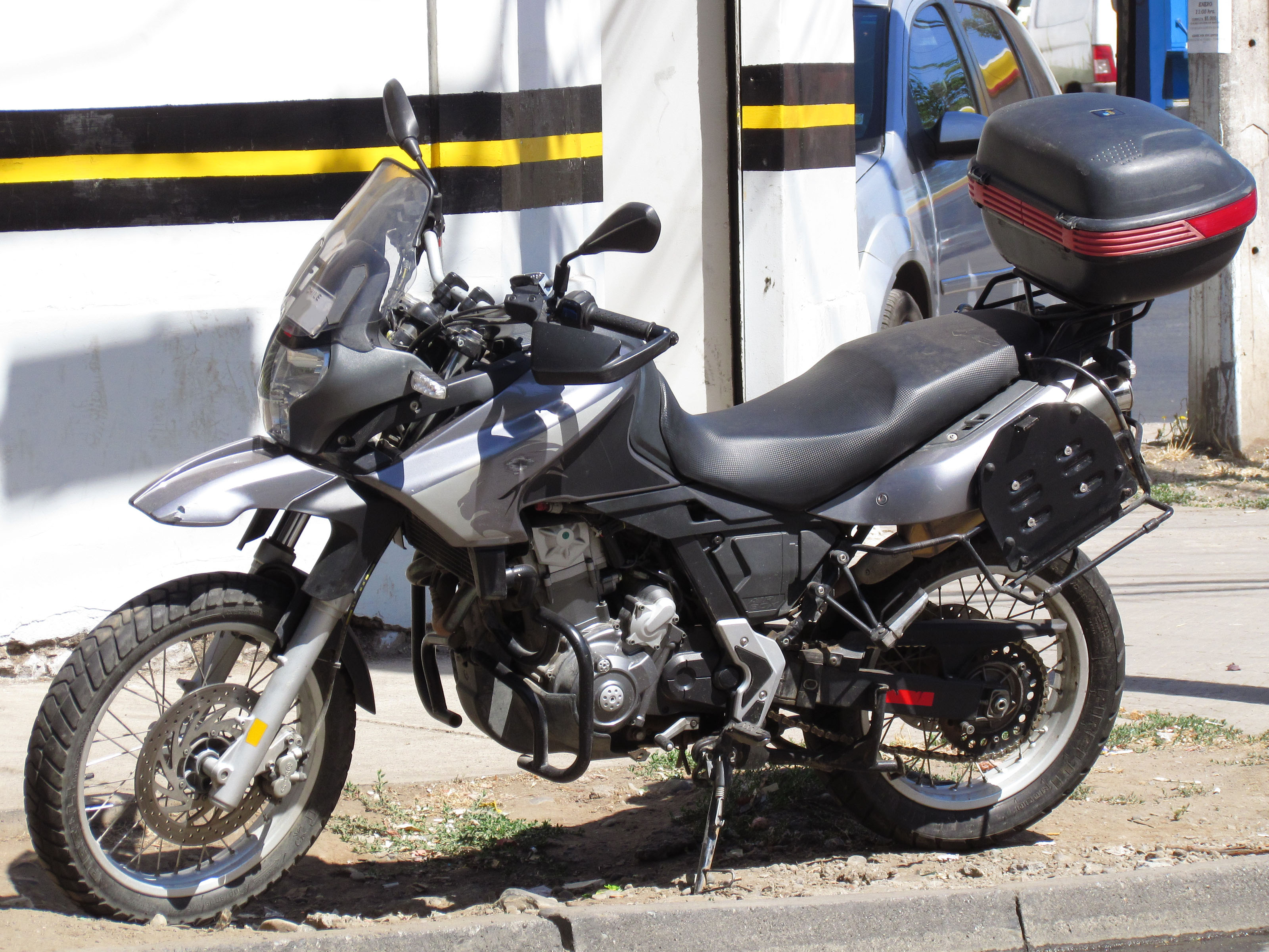 2008 Aprilia Pegaso 650 #8