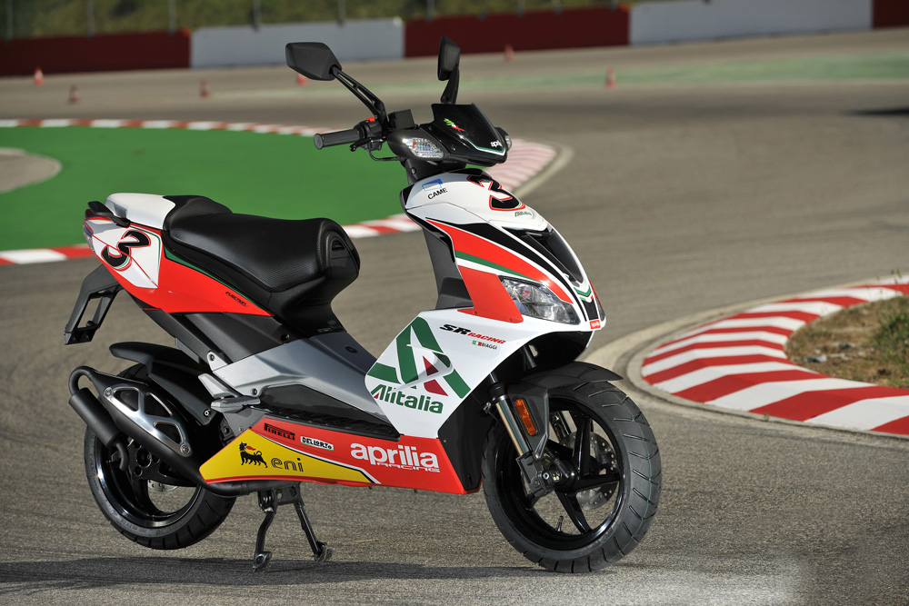 2011 Aprilia RS 50 Replica Alitalia #10