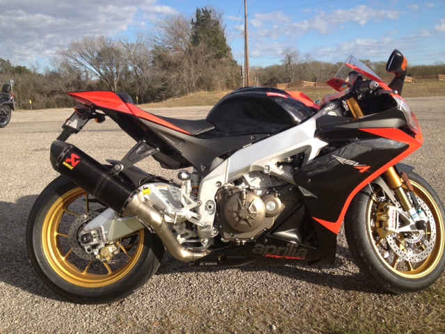 2012 Aprilia RSV4 Factory #9