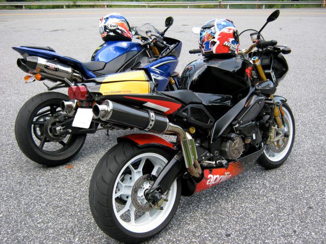 Aprilia Tuono Racer 1000 #8