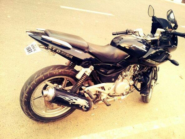 2008 Bajaj Pulsar 220 DTS-FI #8