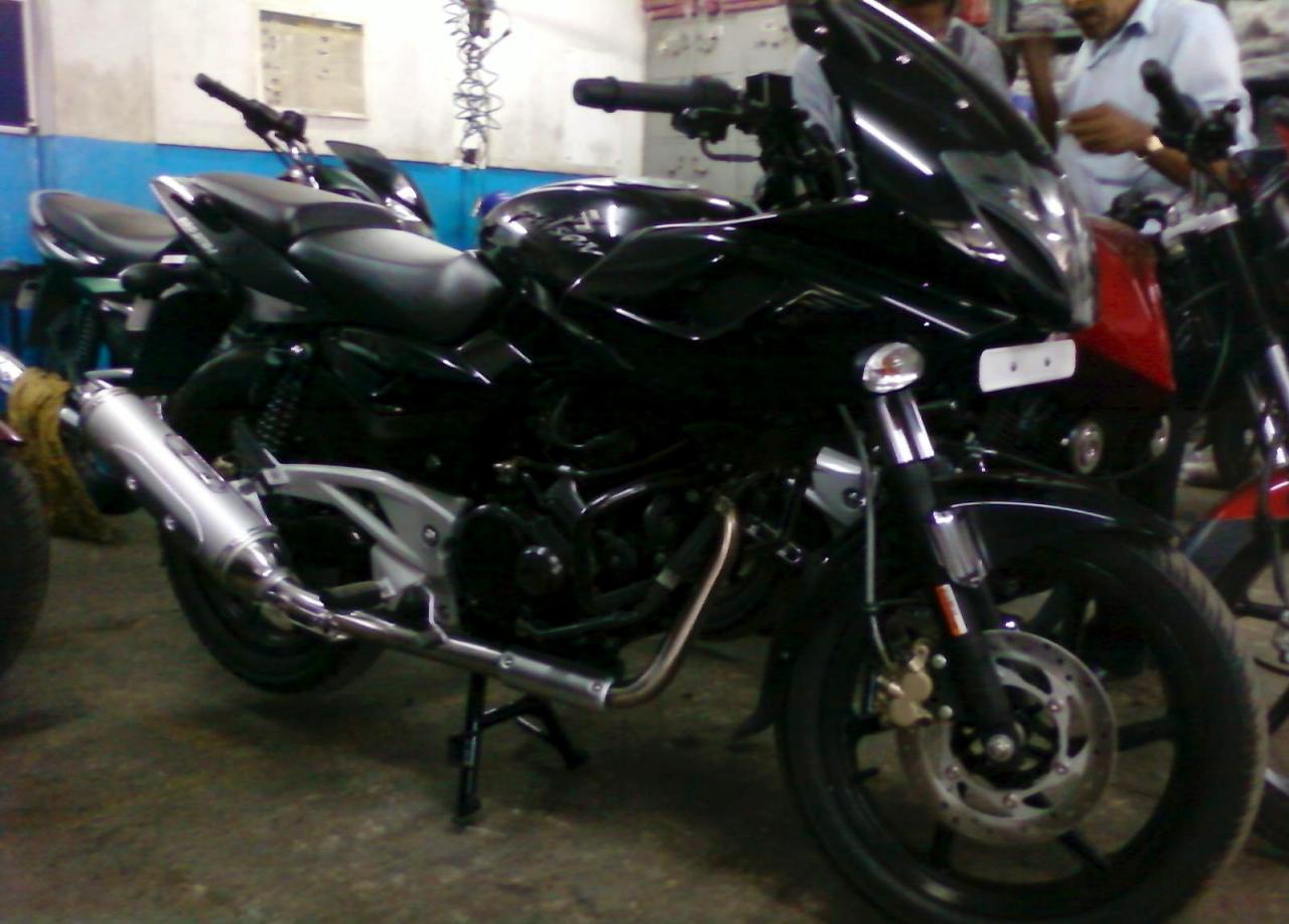 2010 Bajaj Pulsar 220 DTS-i #7