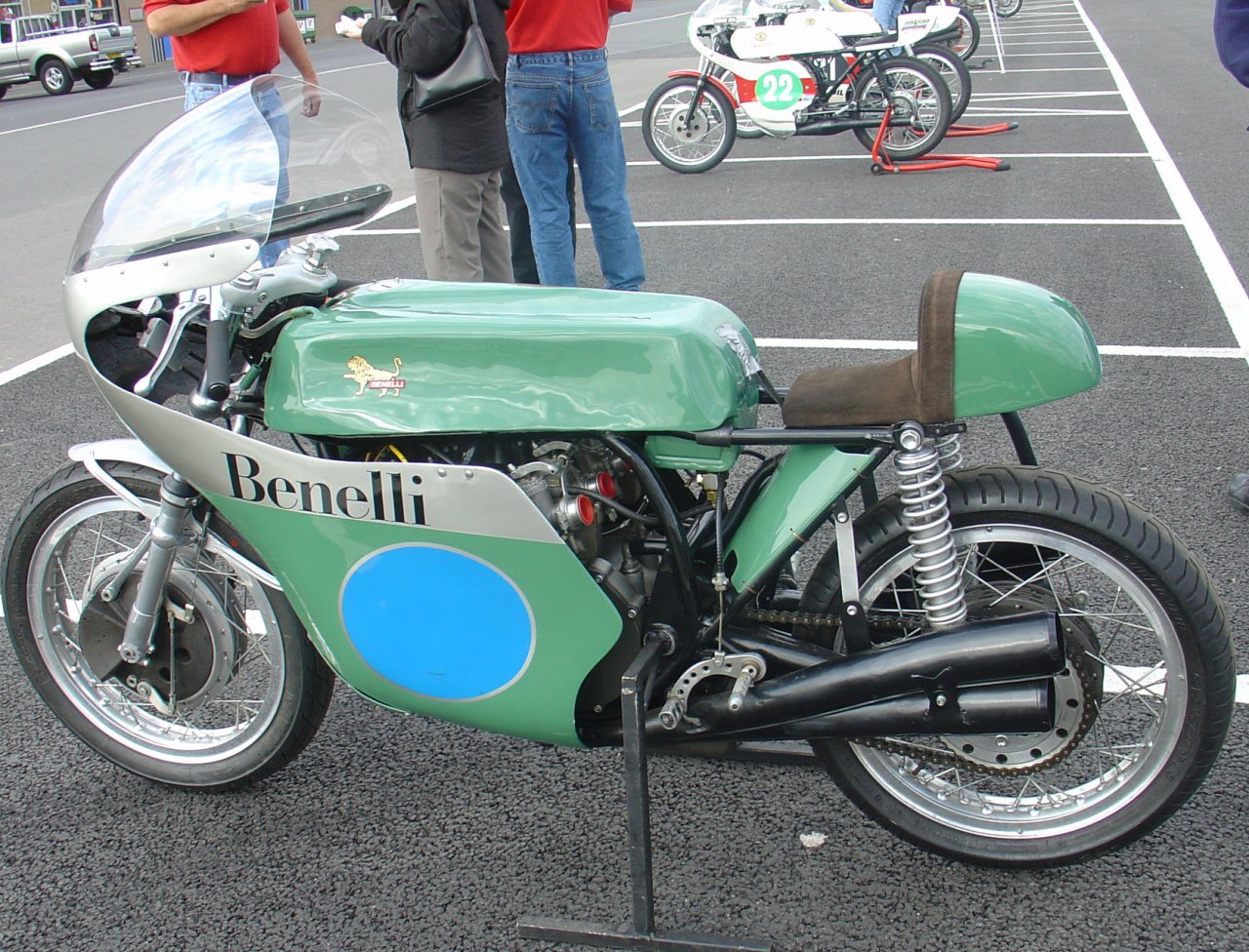 Benelli 350 RS #7