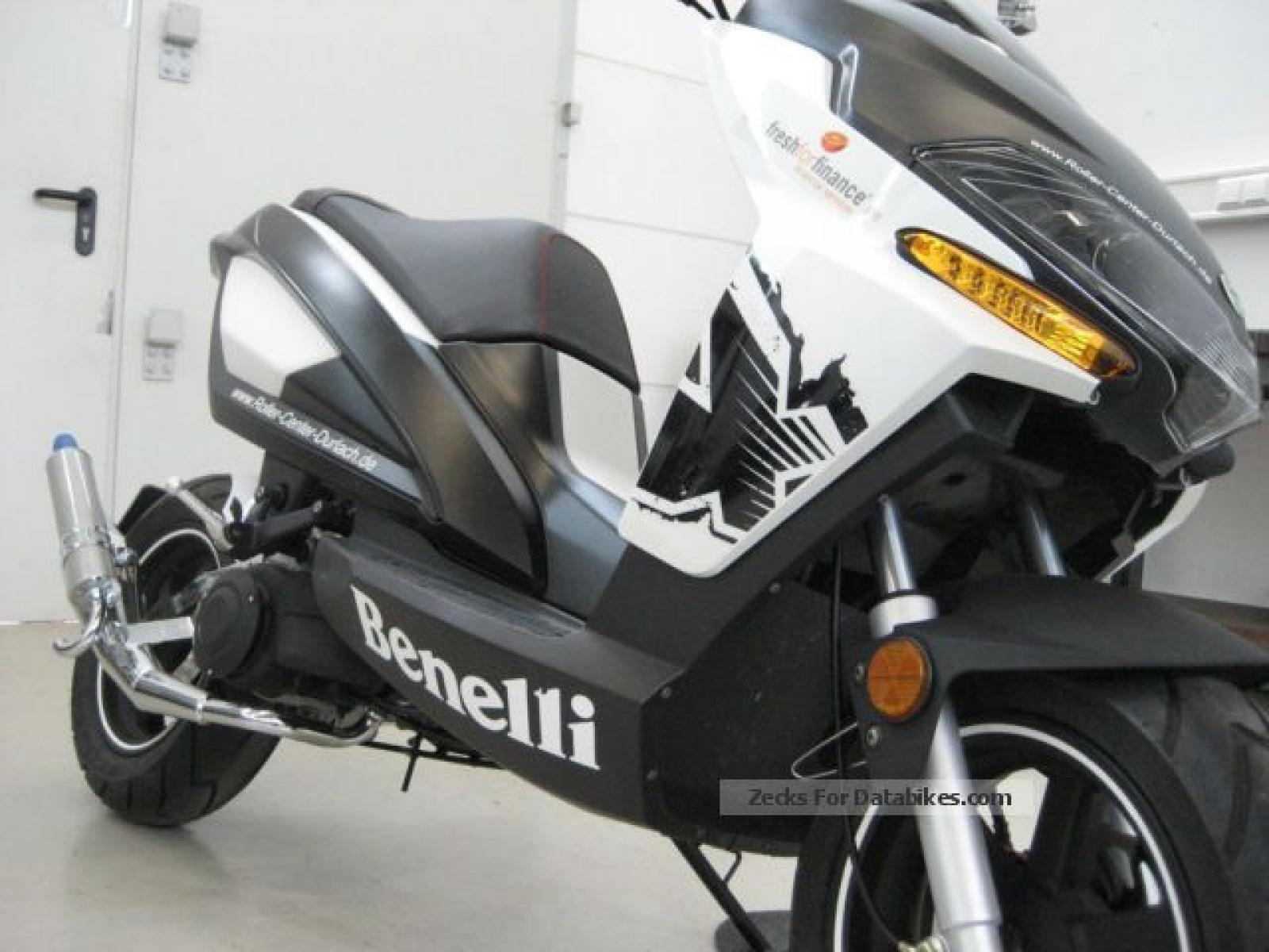 2009 Benelli QattroNove X #10