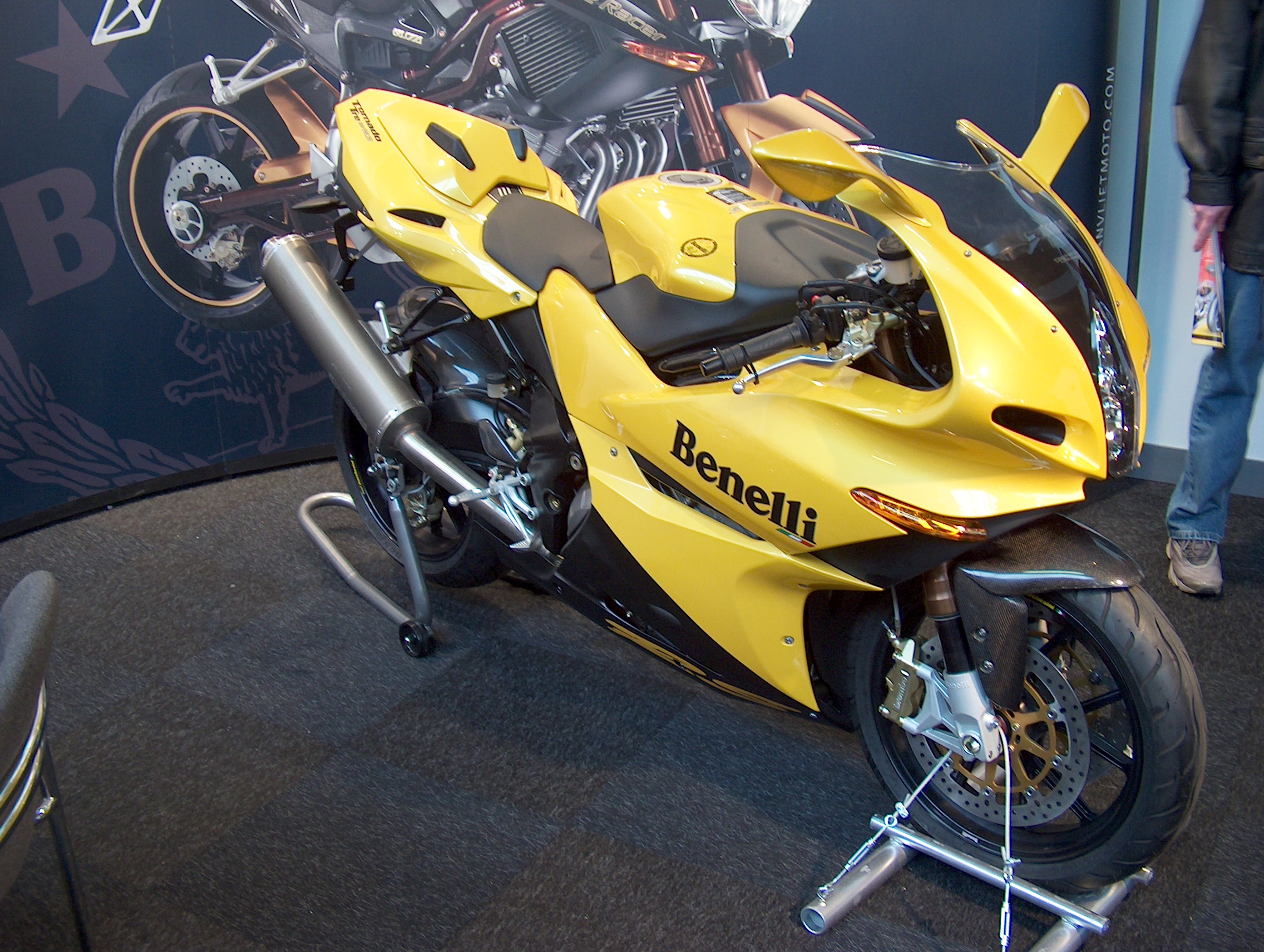 2006 Benelli Tornado Tre Novecento #10