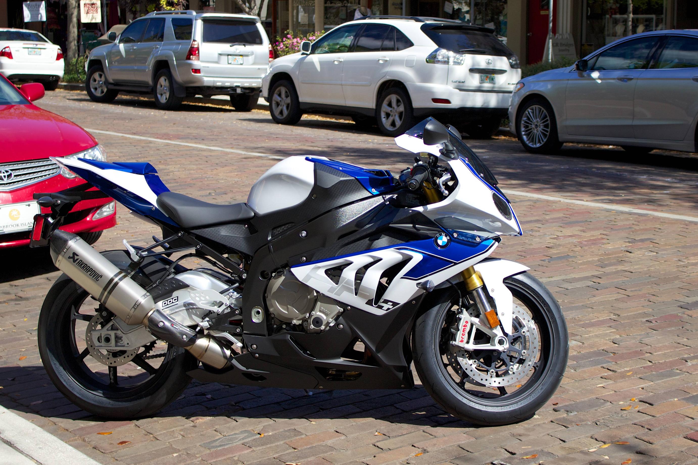 2013 BMW HP4 #8