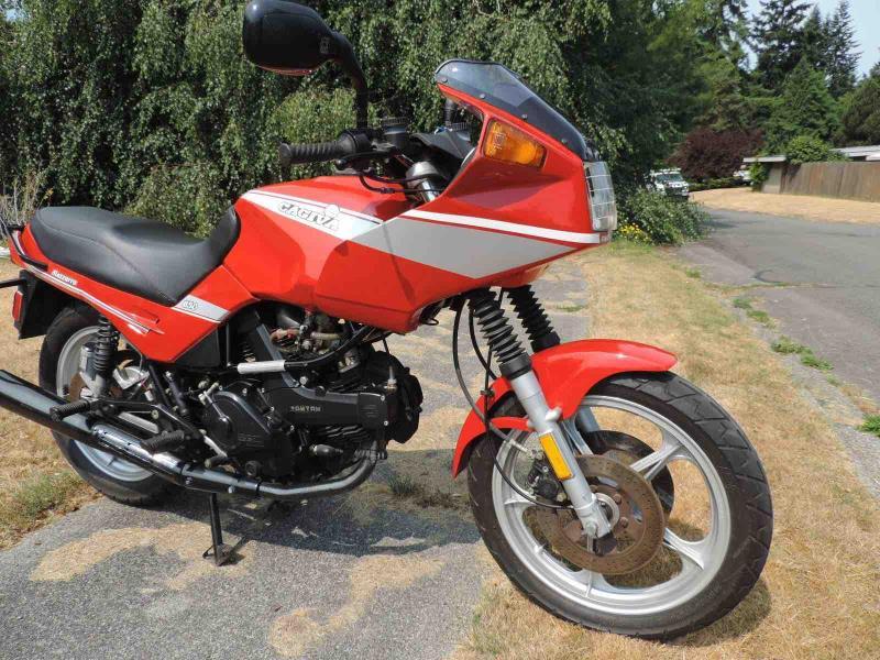 1985 Cagiva 650 Alazzurra (reduced effect) #8