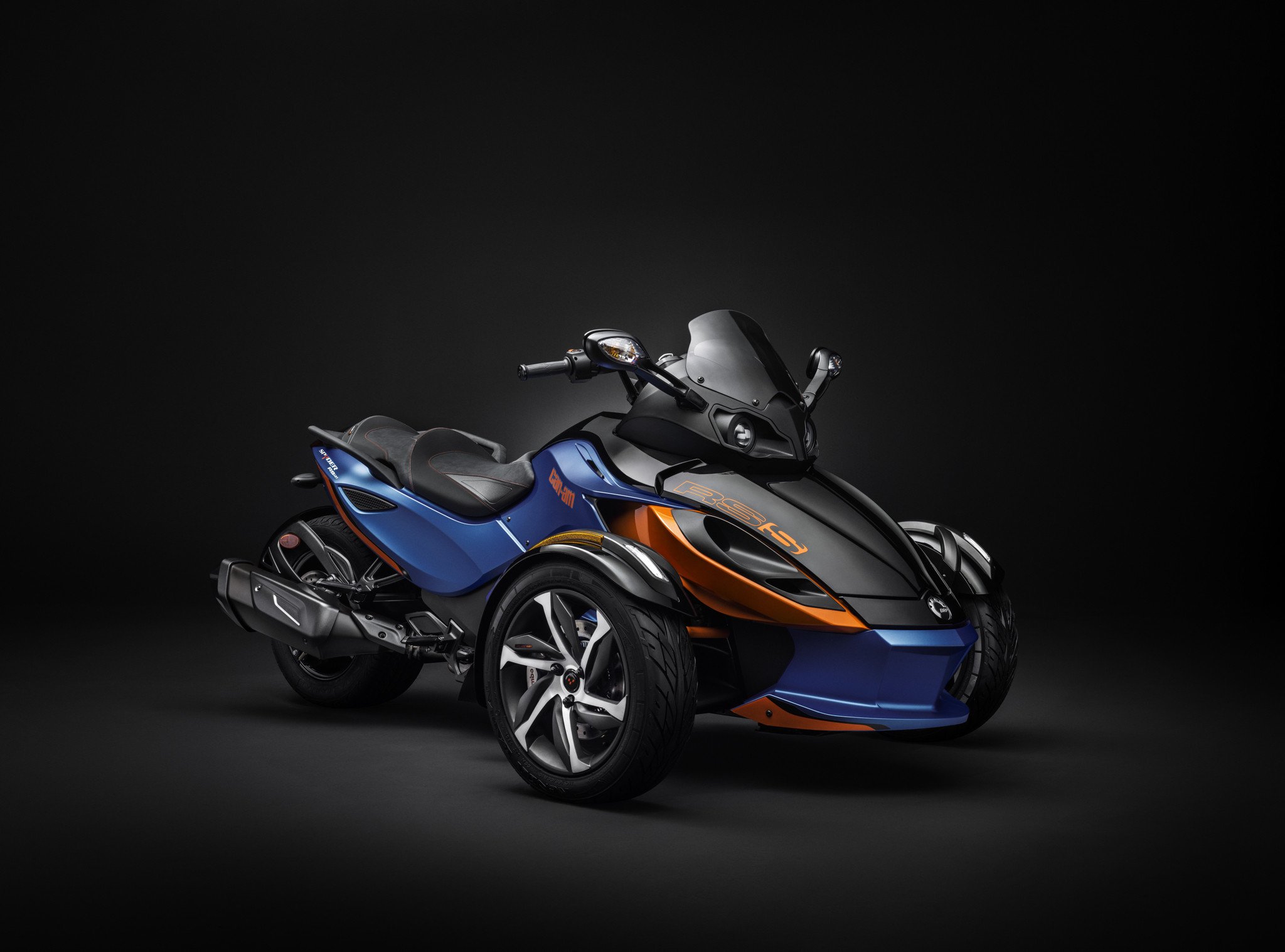 Can-Am Spyder RS-S #8