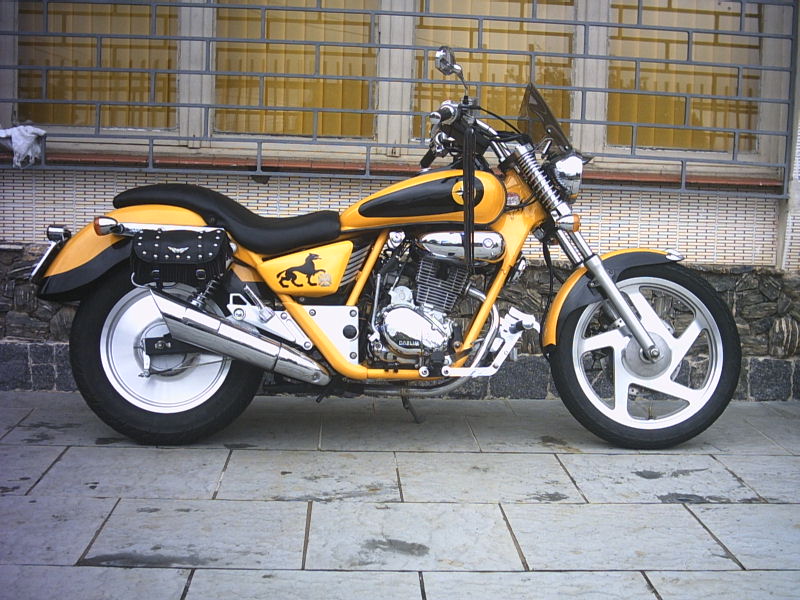 2001 Daelim VT 125 Evolution #9