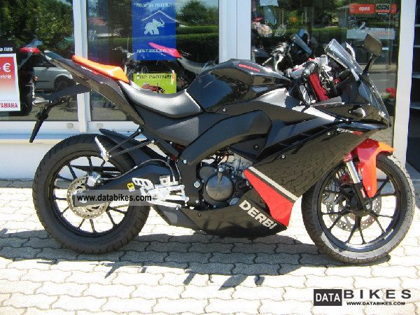 2011 Derbi GPR 125 #8