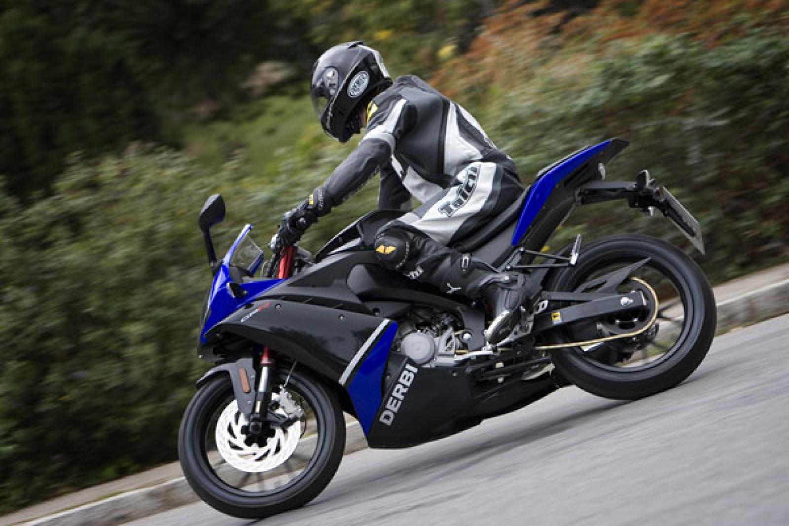 2011 Derbi GPR 50 2T #8