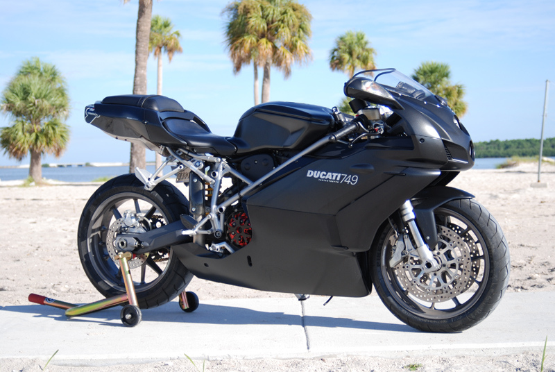 2006 Ducati 749 Dark #9