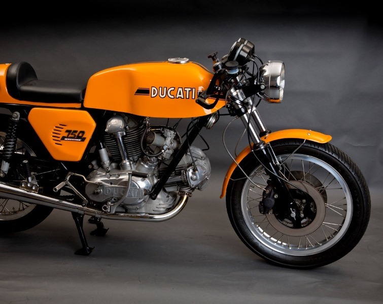 Ducati 750 Sport #8