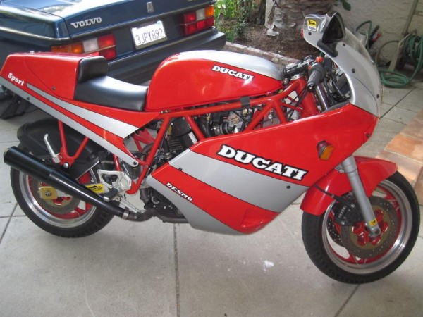 Ducati 750 Supersport #8