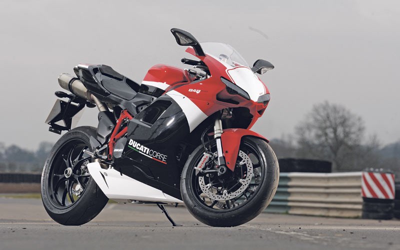 Ducati 848 EVO Corse SE #7