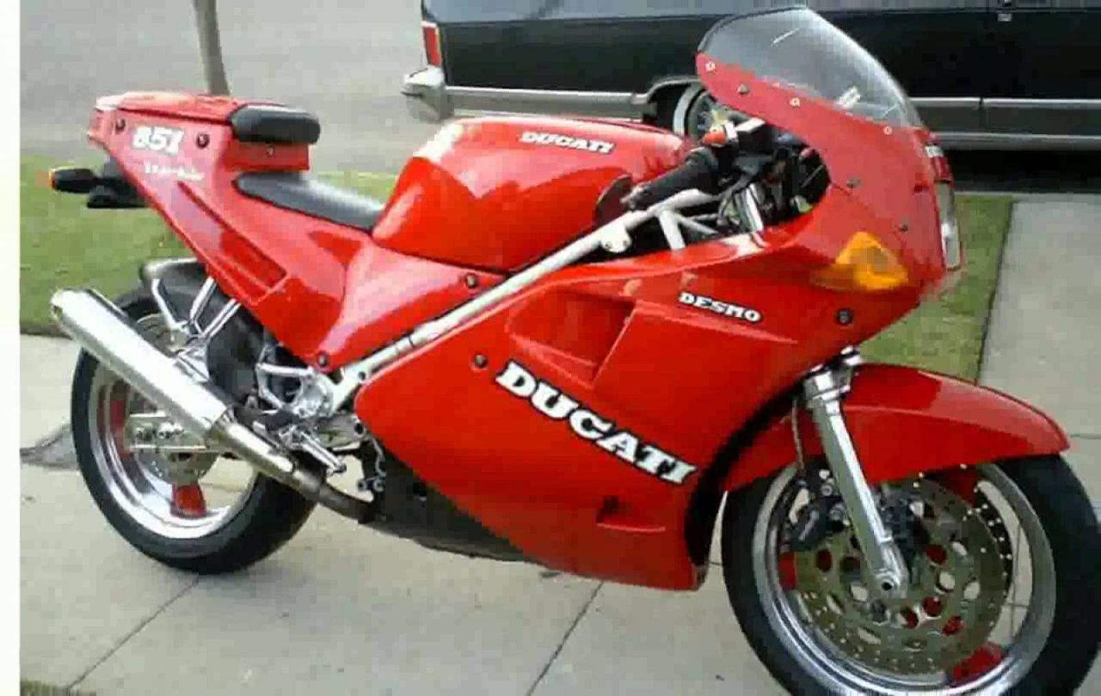 1990 Ducati 851 Strada #9