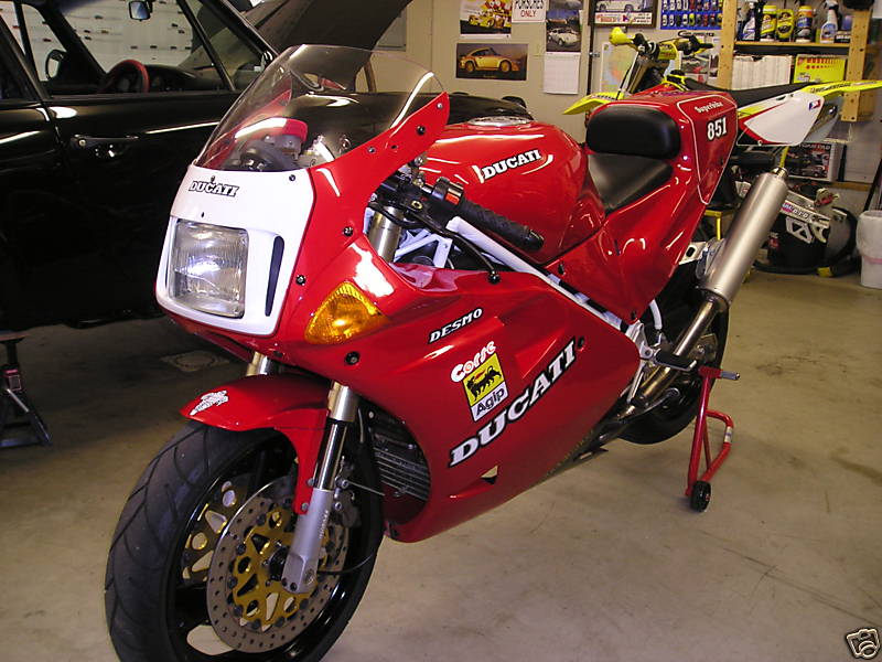 1991 Ducati 851 Strada #7