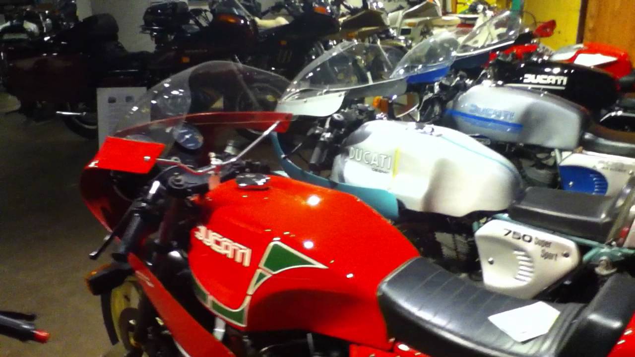 1982 Ducati 900 SS Hailwood-Replica #9