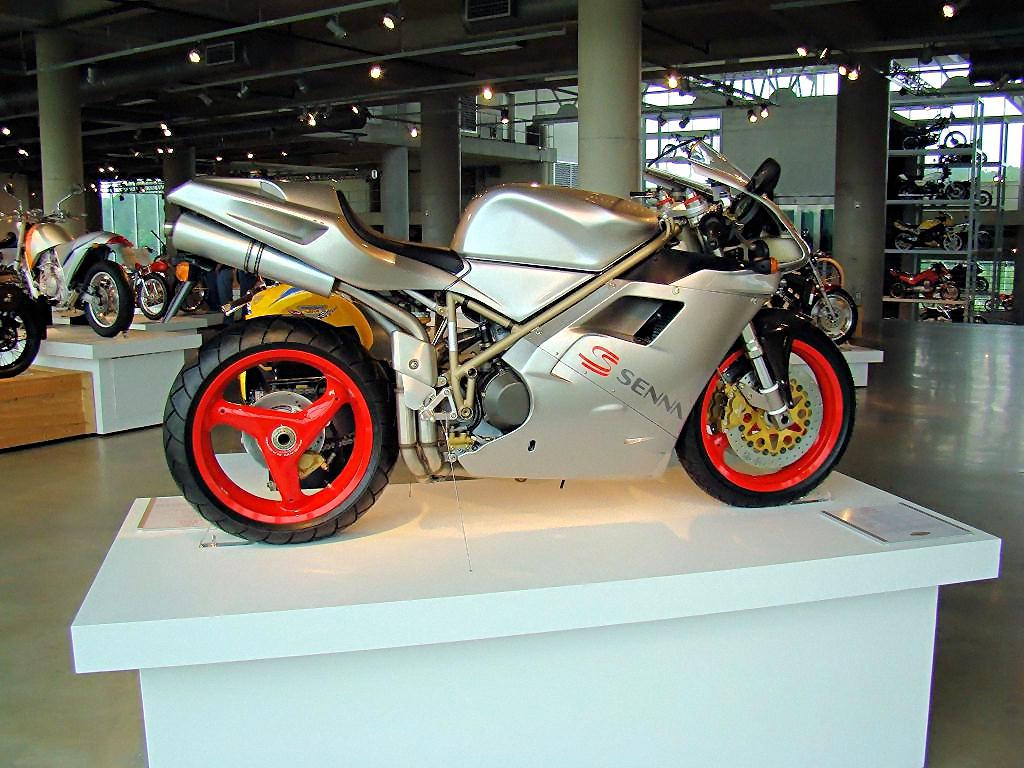 1997 Ducati 916 Senna #8