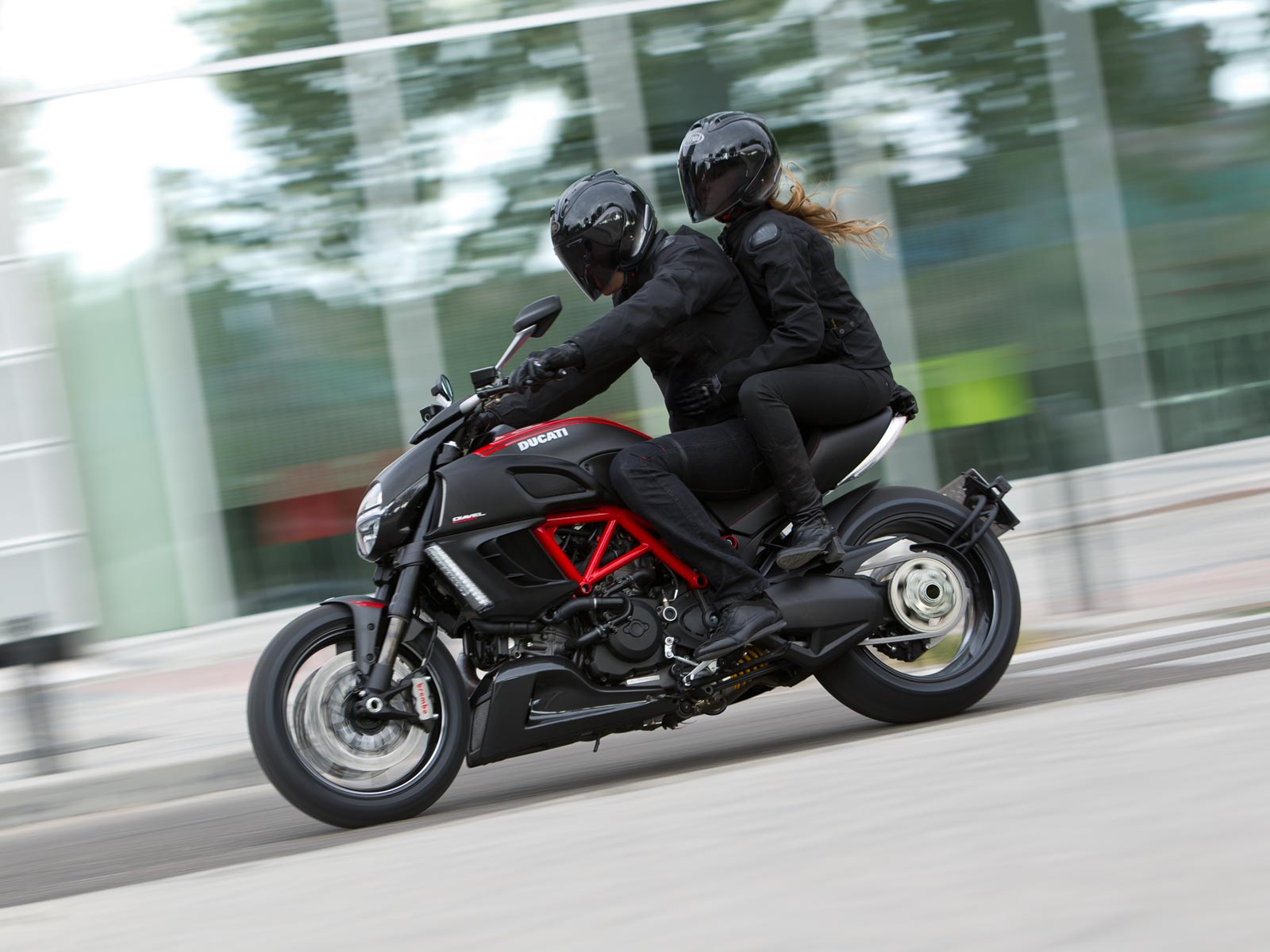 2012 Ducati Diavel Carbon #7