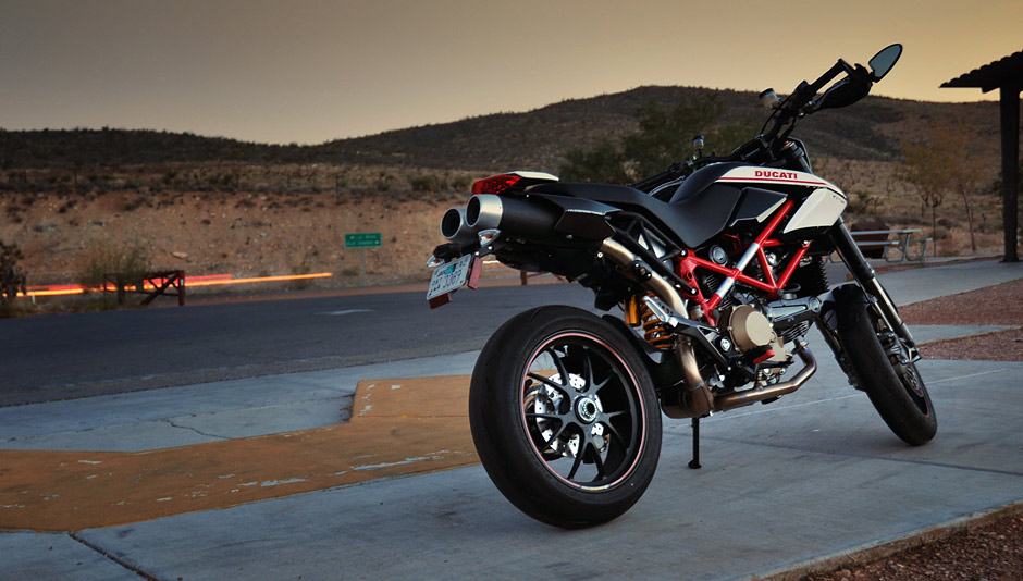 2011 Ducati Hypermotard 1100 Evo #9