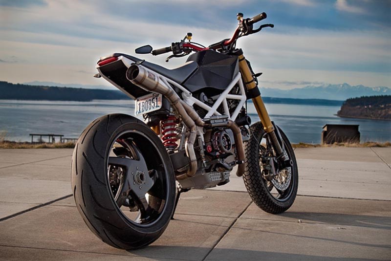 Ducati Hypermotard #10