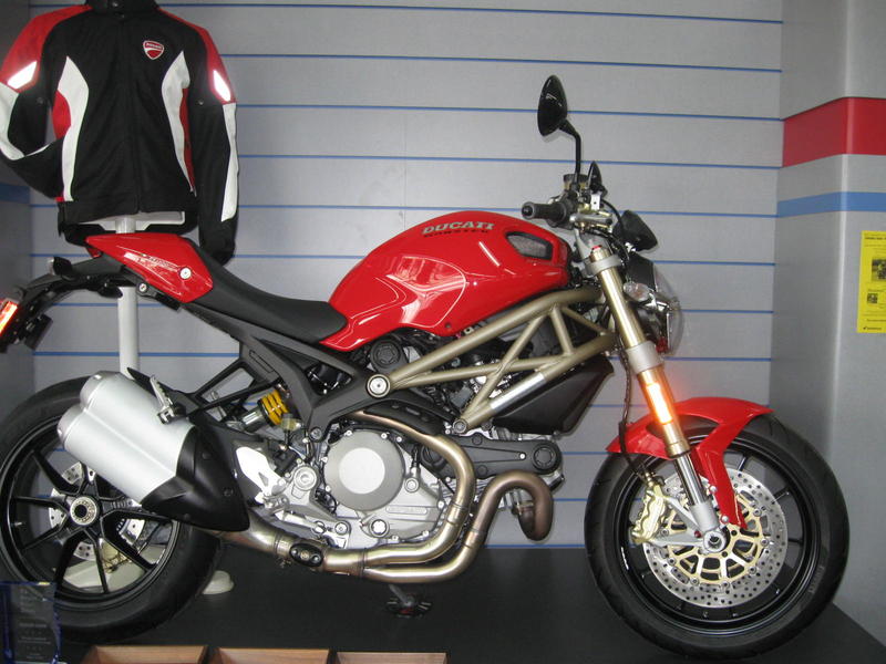 2013 Ducati Monster 1100 EVO 20th Anniversary #9