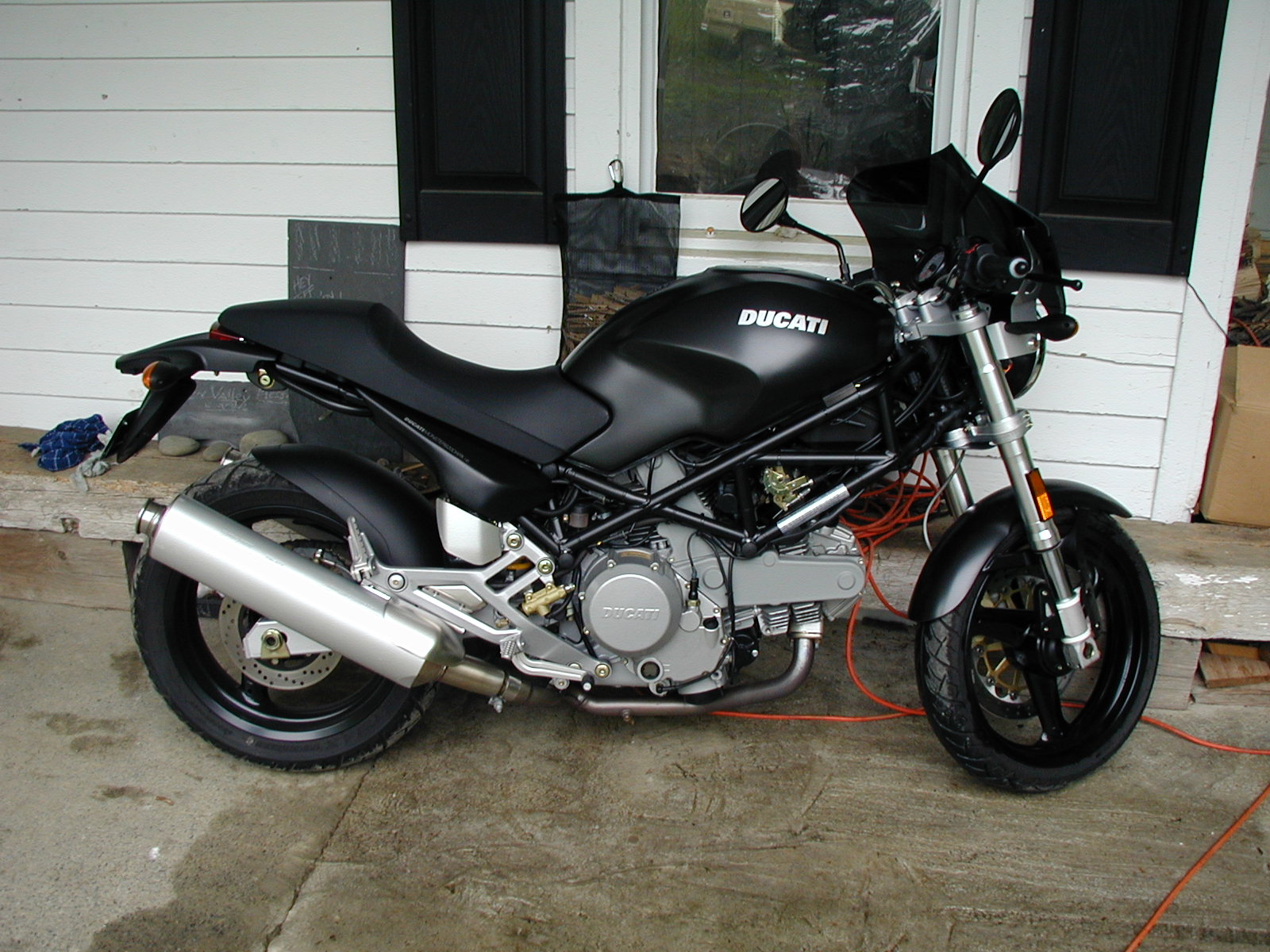 2006 Ducati Monster 620 Dark #10