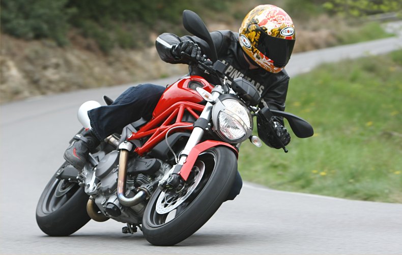 2008 Ducati Monster 696 #9