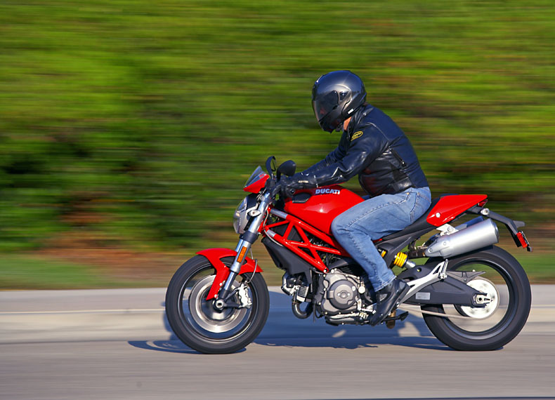 2009 Ducati Monster 696 #9