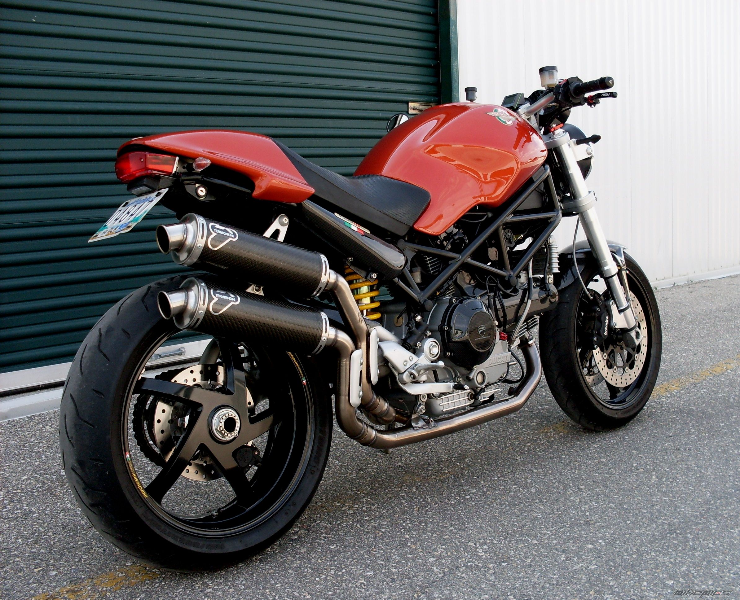 Ducati monster s2r. Дукати монстр s2r 1000. Ducati Monster 1000s. Ducati Ducati Monster s2r 1000.