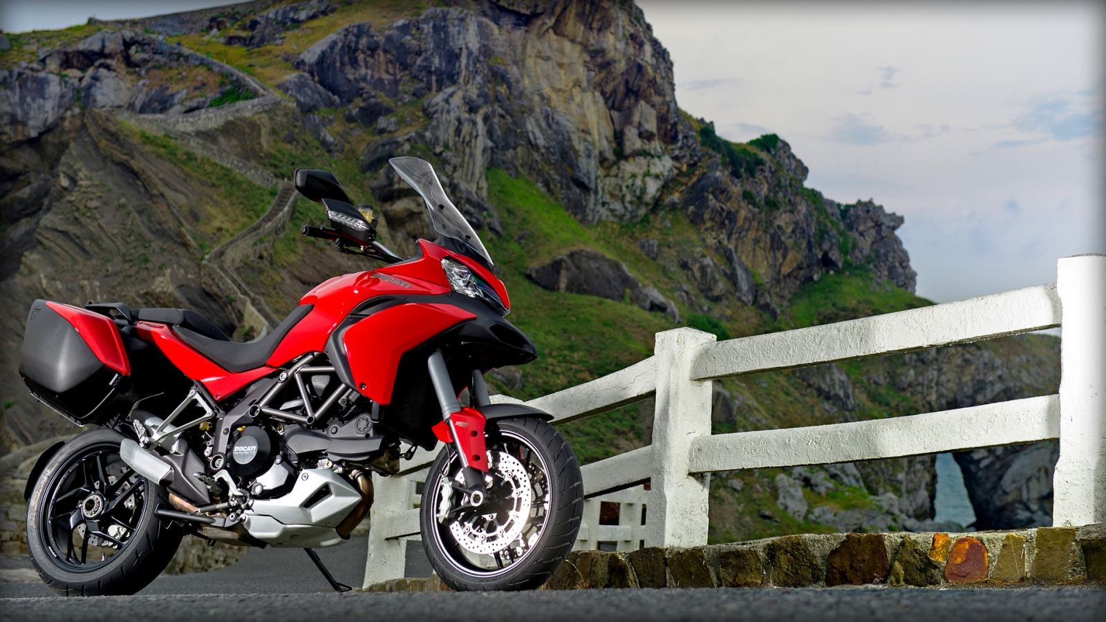 2011 Ducati Multistrada 1200 S Touring #7