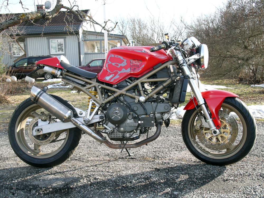 2000 Ducati ST2 #10