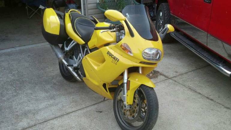 2000 Ducati ST4 #9