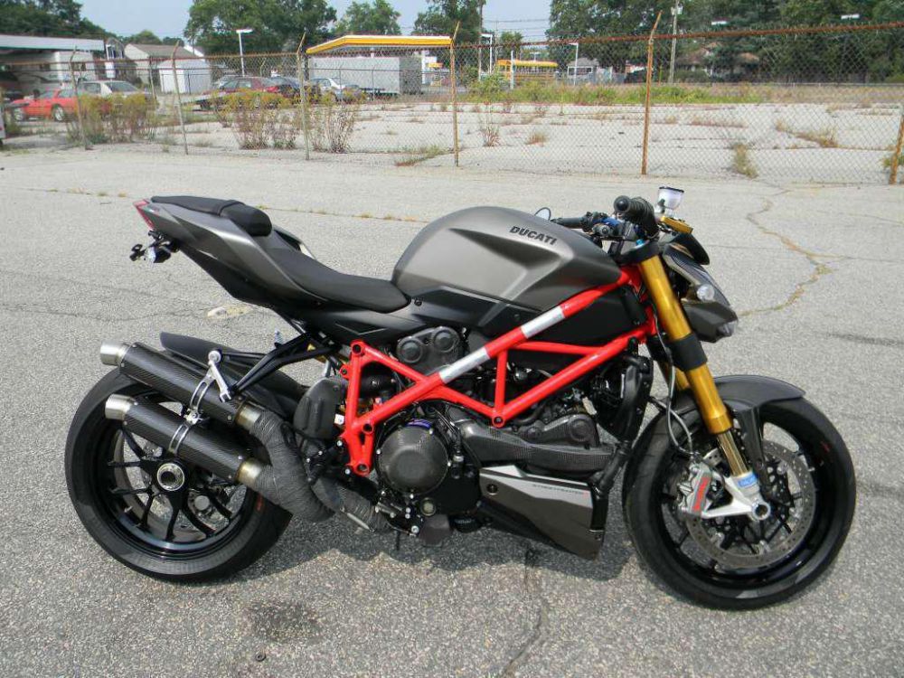 2012 Ducati Streetfighter S #7