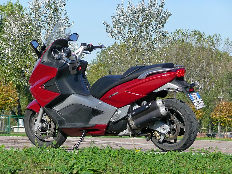 2009 Gilera GP 800 #8