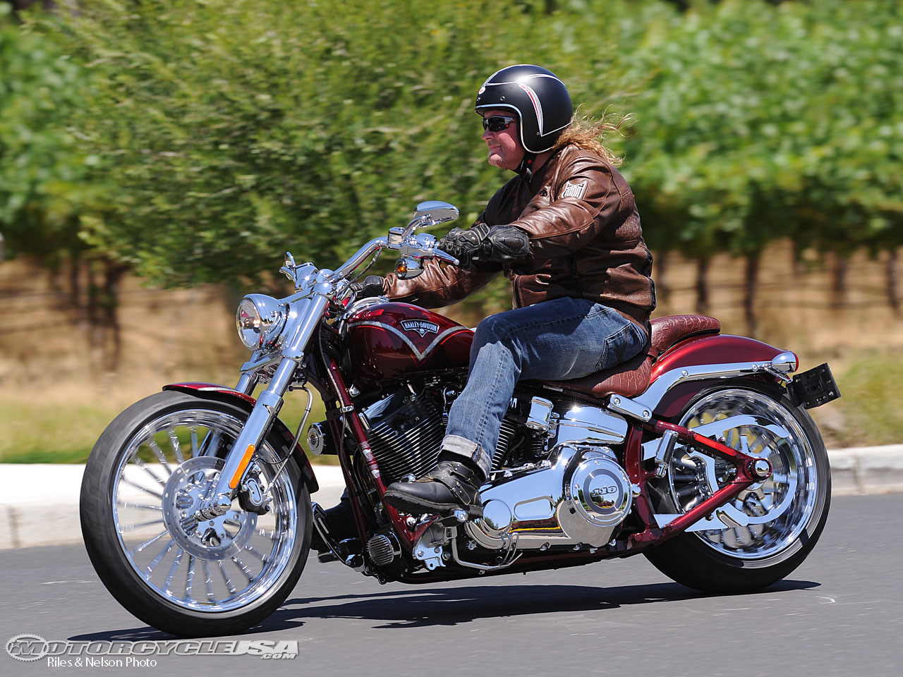 Harley Davidson CVO Breakout