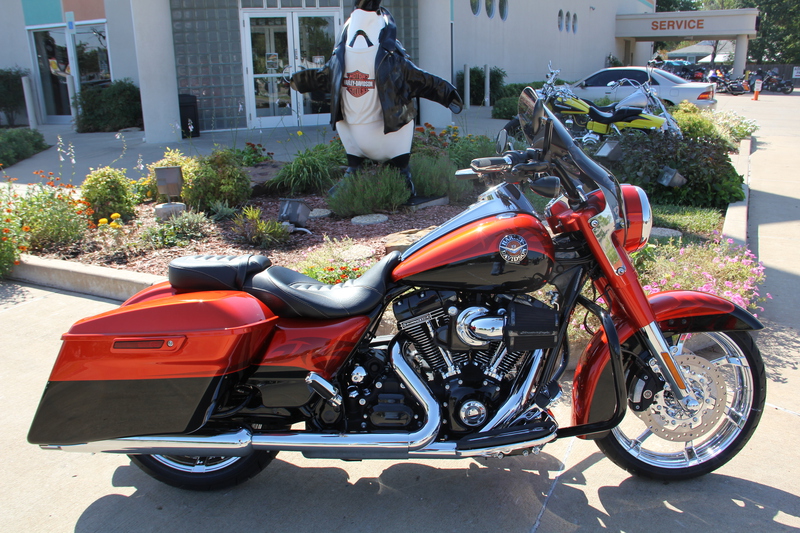 2014 Harley-Davidson CVO Road King #7