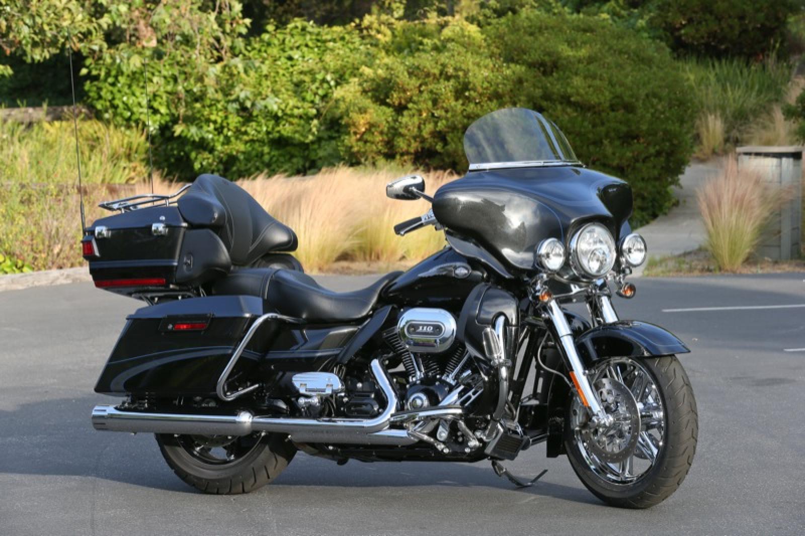 Electra Glide CVO