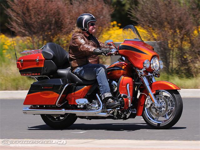 2013 Harley-Davidson Electra Glide Classic #9