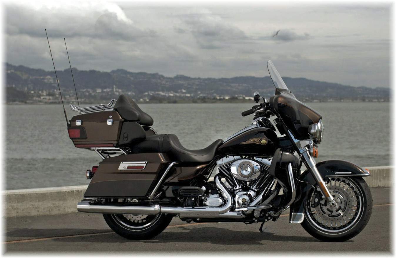 2013 Harley-Davidson Electra Glide Ultra Limited #8