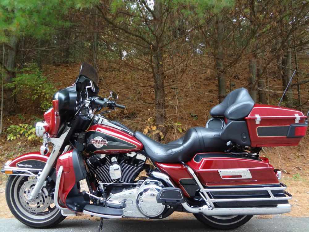 2007 Harley-Davidson FLHTCU Ultra Classic Electra Gilde #8