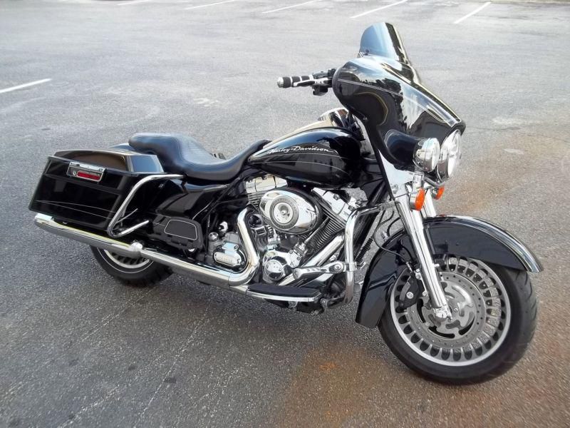 2005 Harley-Davidson FLHTI Electra Glide Standard #7