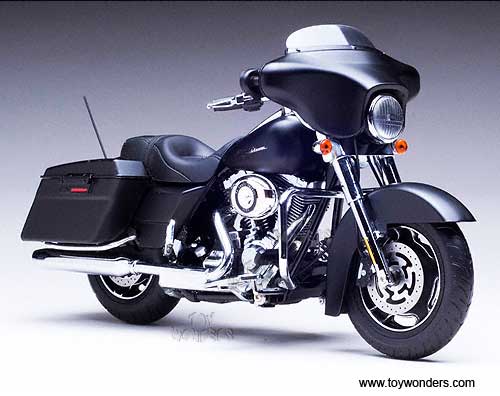 2010 Harley-Davidson FLHX Street Glide #10