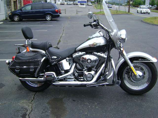 2003 Harley-Davidson FLSTC Heritage Softail Classic #8