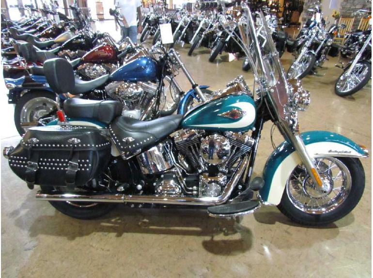 2009 Harley-Davidson FLSTC Heritage Softail Classic #9