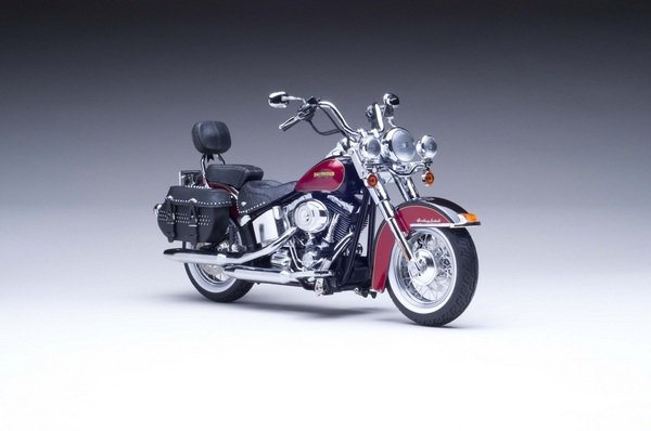 2012 Harley-Davidson FLSTC Heritage Softail Classic #9
